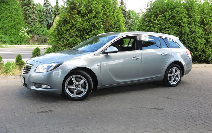 Opel Insignia cena 26990 przebieg: 225000, rok produkcji 2013 z Sucha Beskidzka małe 631